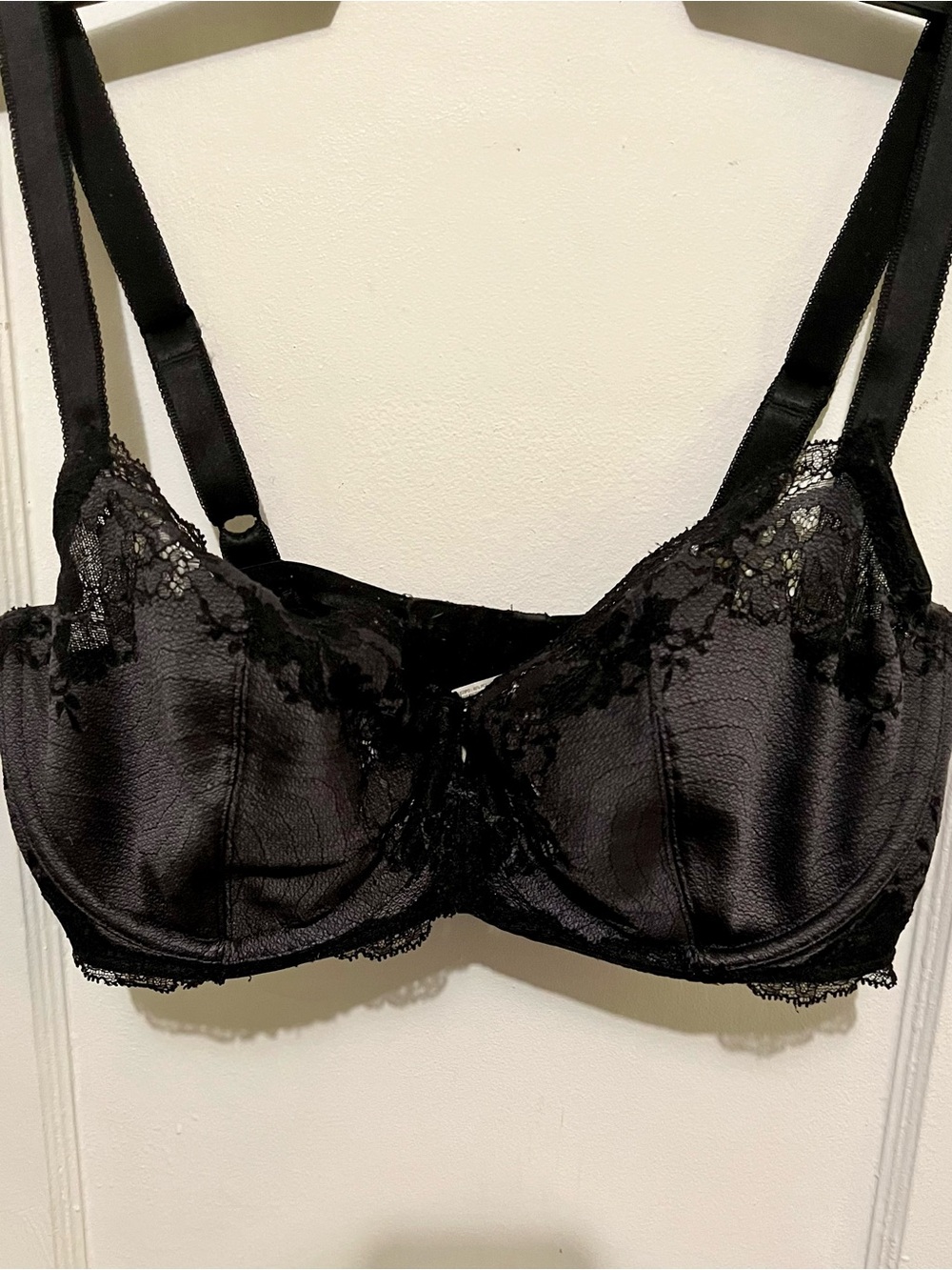 Wacoal Black Lace Satin Underwire Bra